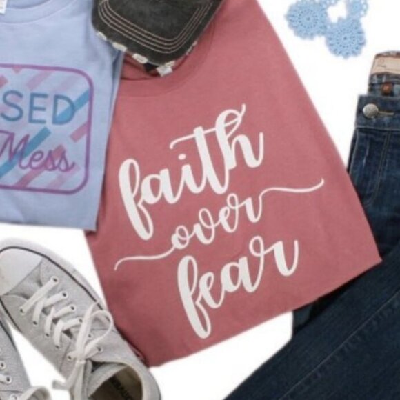 Faith over Fear Casual tee top - Picture 2 of 3